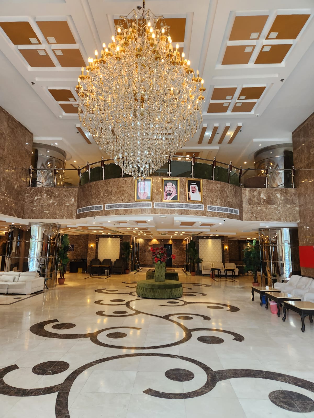 HMG GOLD  HOTEL